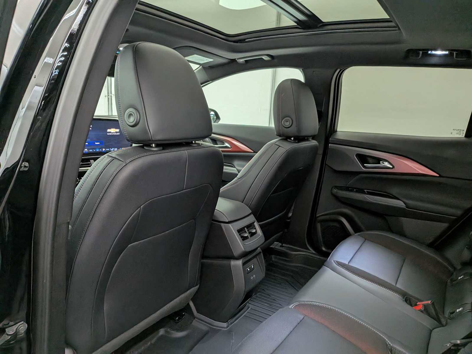 New 2026 Chevrolet Equinox EV RS image 19