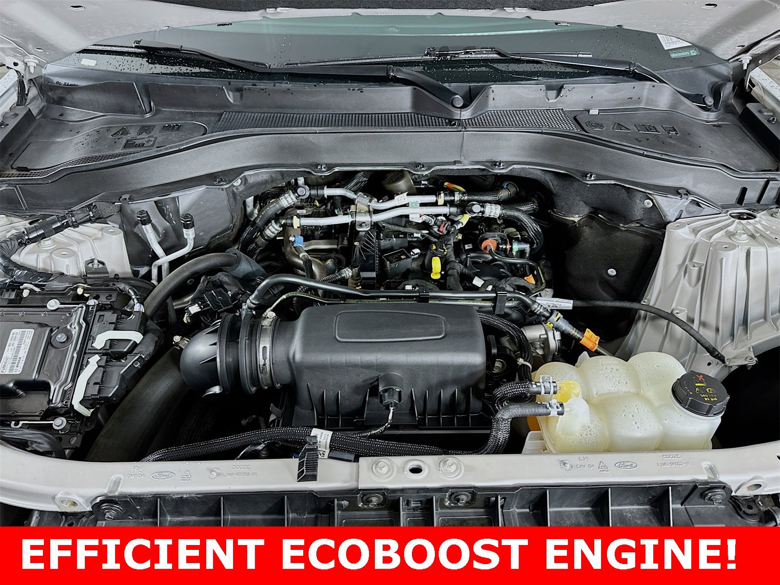 Used 2023 Ford Explorer XLT w/ Equipment Group 202A image 30