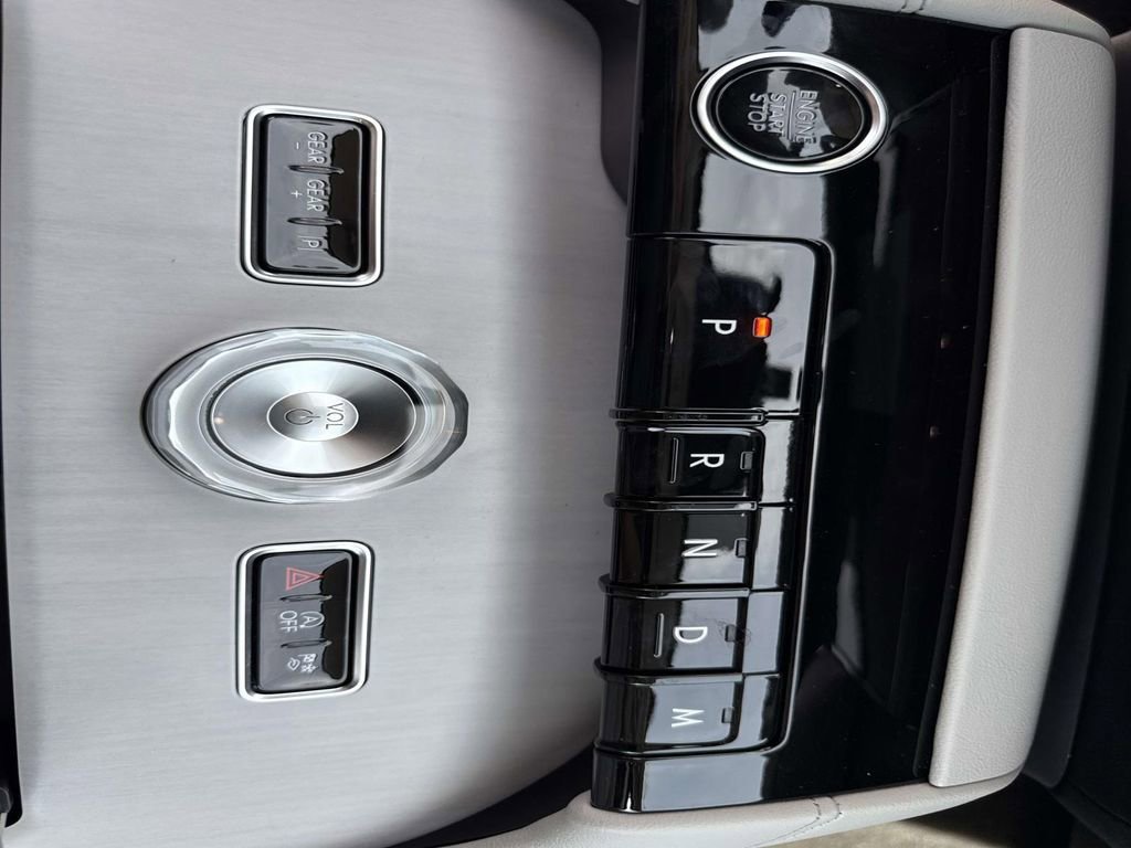New 2026 Lincoln Navigator Reserve w/ Jet Appearance Package image 30