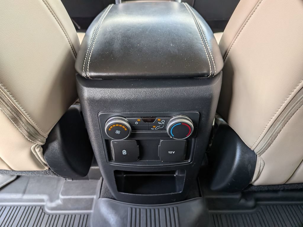 Used 2021 Ford Explorer XLT w/ Equipment Group 202A AWD/4WD image 36