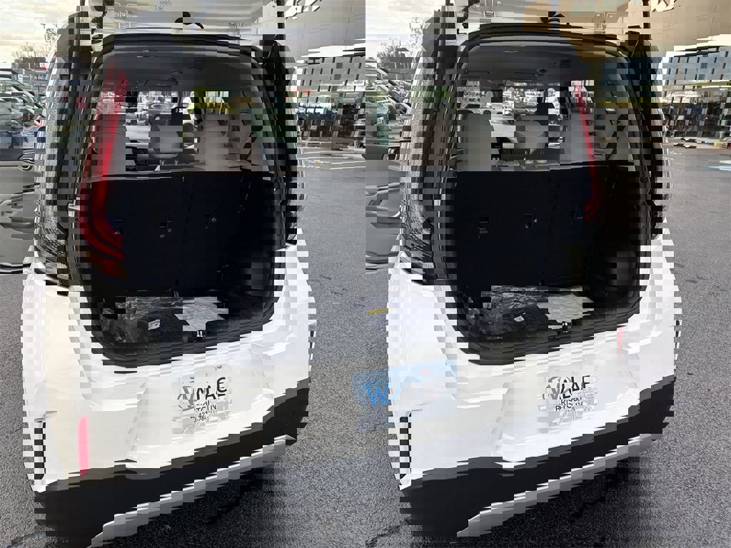 New 2025 Kia Soul LX image 37