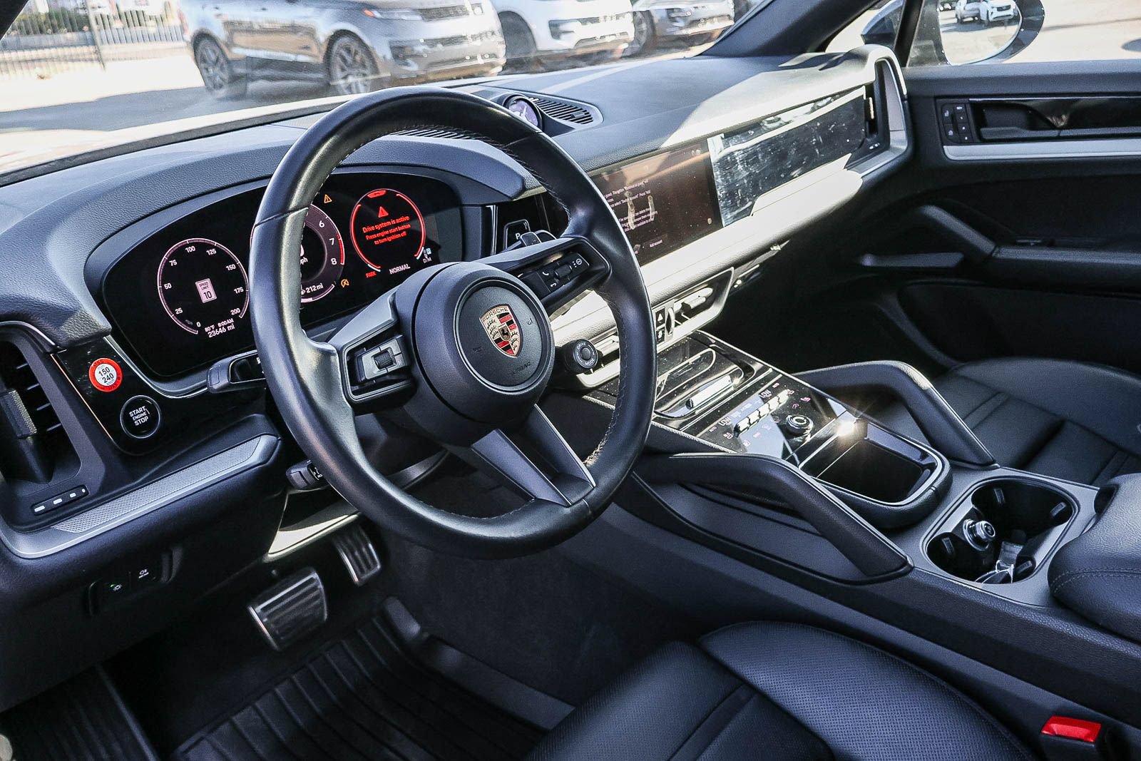 Used 2024 Porsche Cayenne S AWD/4WD image 28