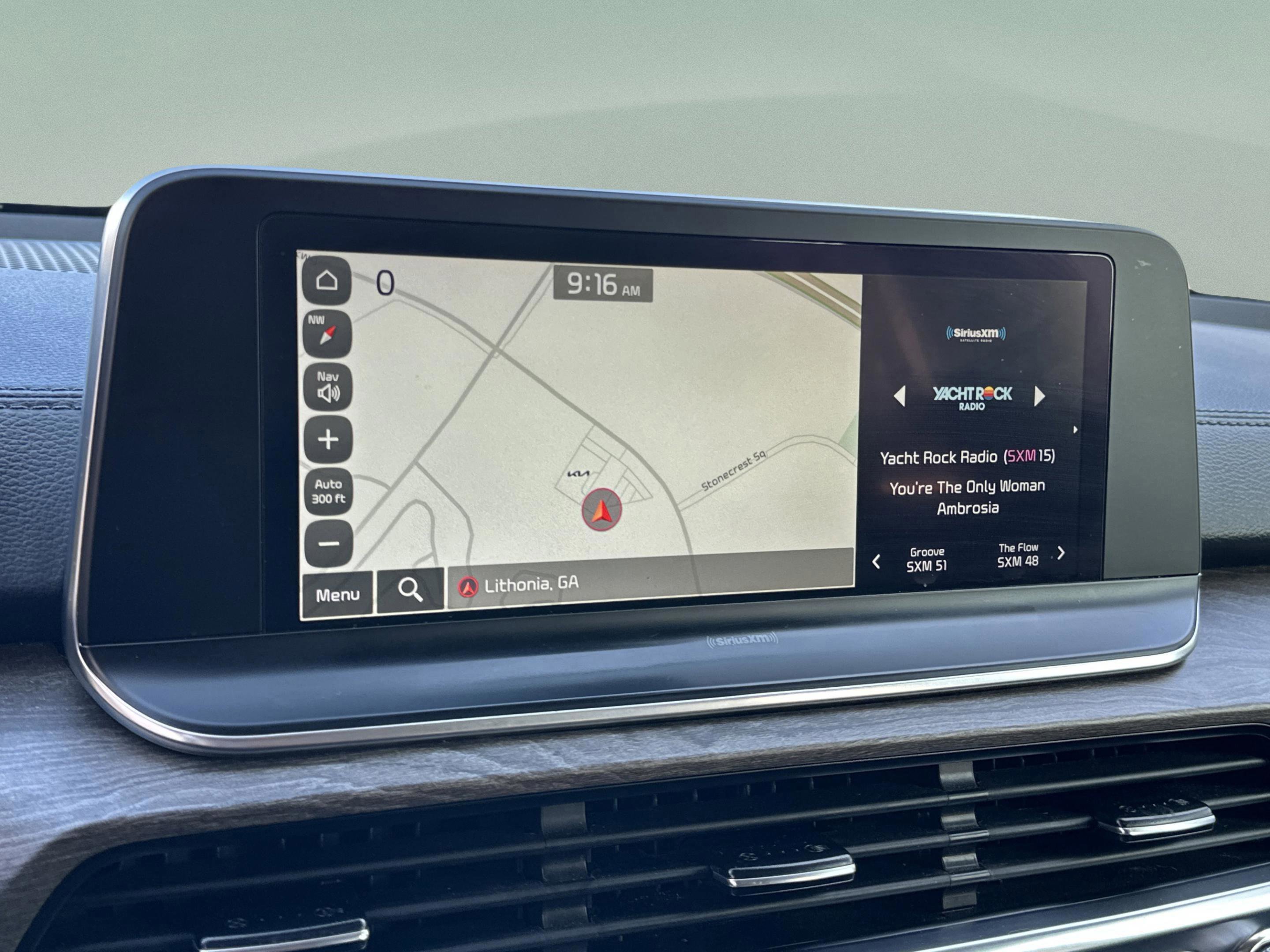 Used 2022 Kia Telluride EX w/ EX Premium Package image 16