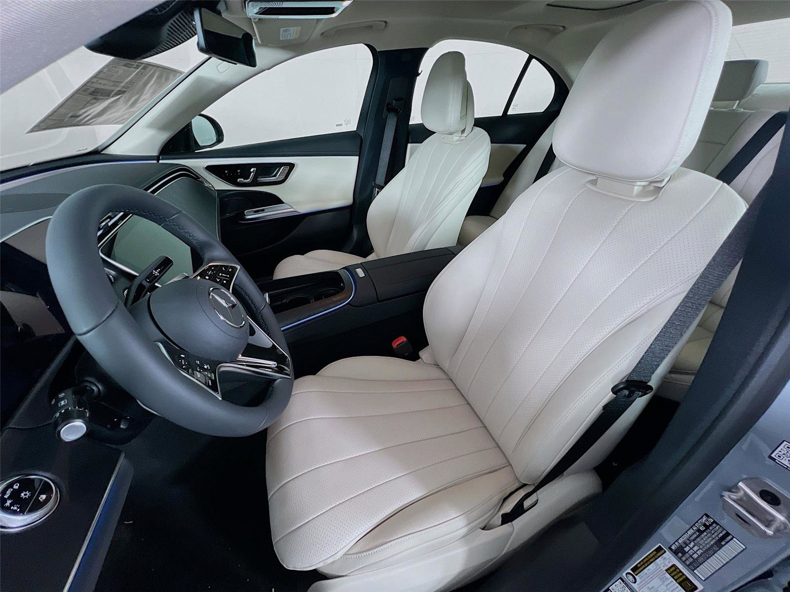 New 2026 Mercedes-Benz E 450 4MATIC Sedan image 21