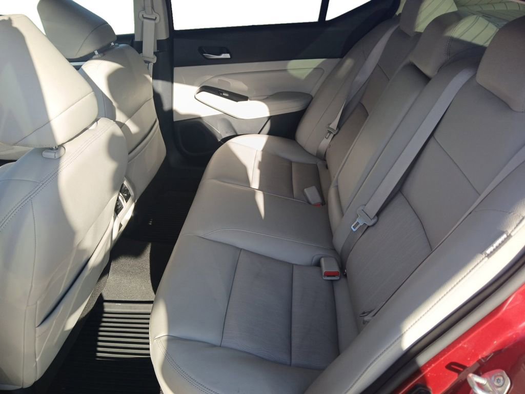 Used 2021 Nissan Altima 2.5 SL image 12