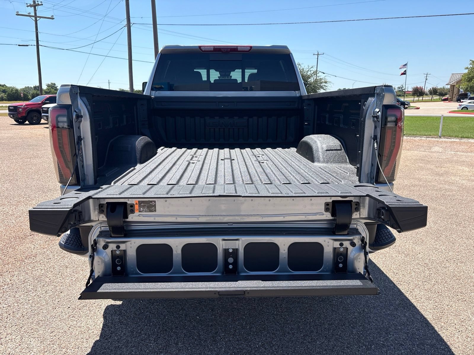 New 2026 GMC Sierra 2500 AT4 w/ AT4 Premium Plus Package AWD/4WD image 33