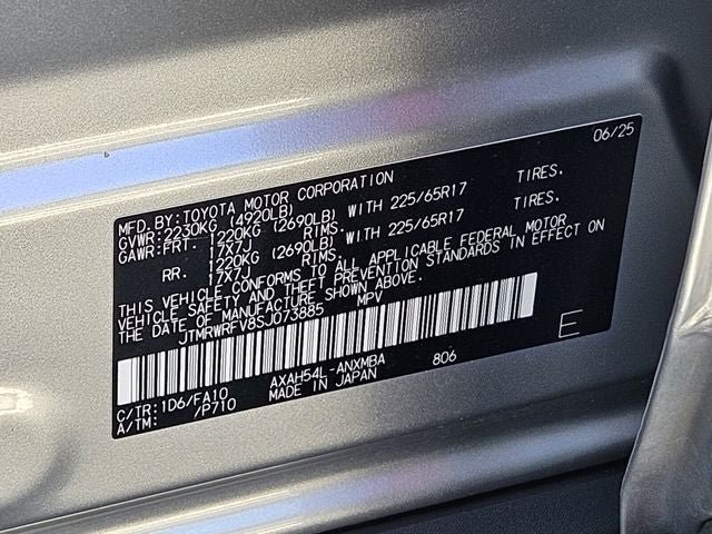 Used 2025 Toyota RAV4 XLE AWD/4WD image 41