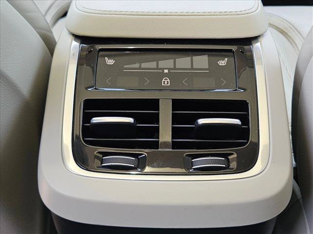 Used 2021 Volvo XC90 T6 Inscription AWD/4WD image 18