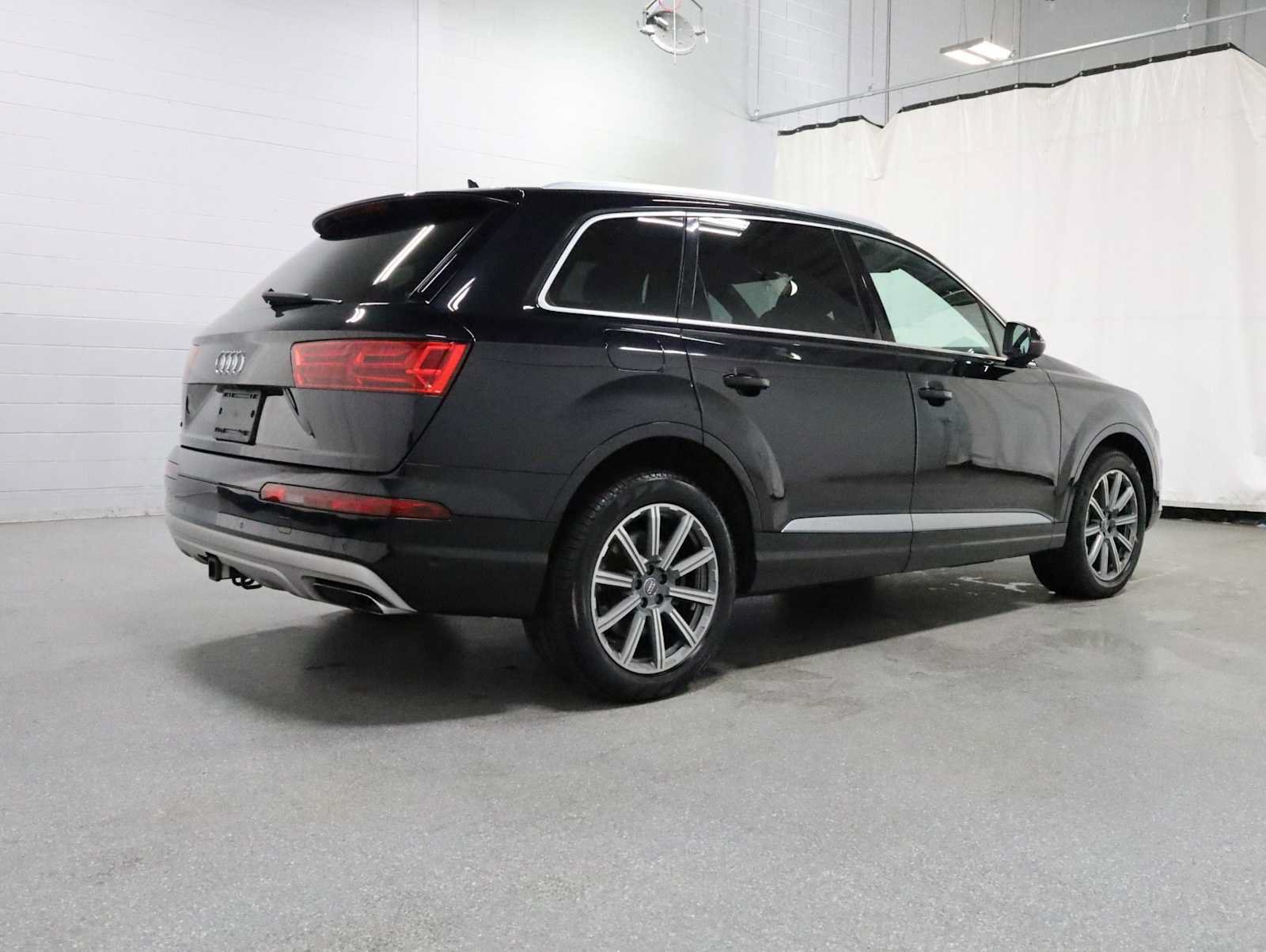 Used 2019 Audi Q7 3.0T Premium Plus AWD/4WD image 9