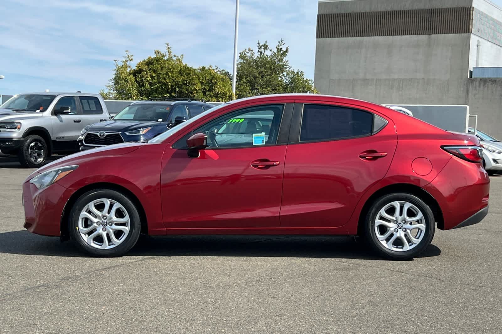 Used 2018 Toyota Yaris iA FWD image 9
