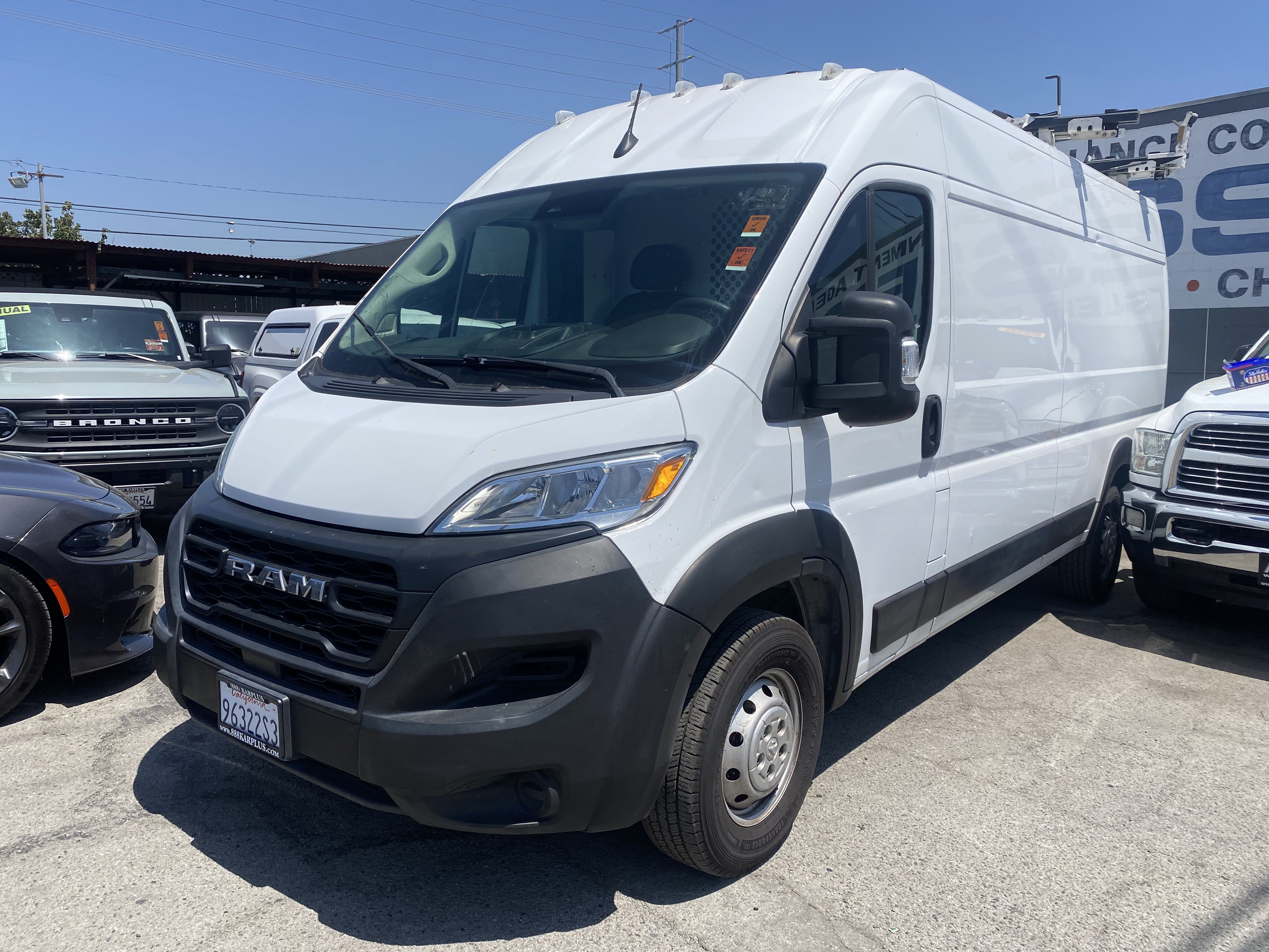 Used 2023 RAM ProMaster 3500 FWD image 2