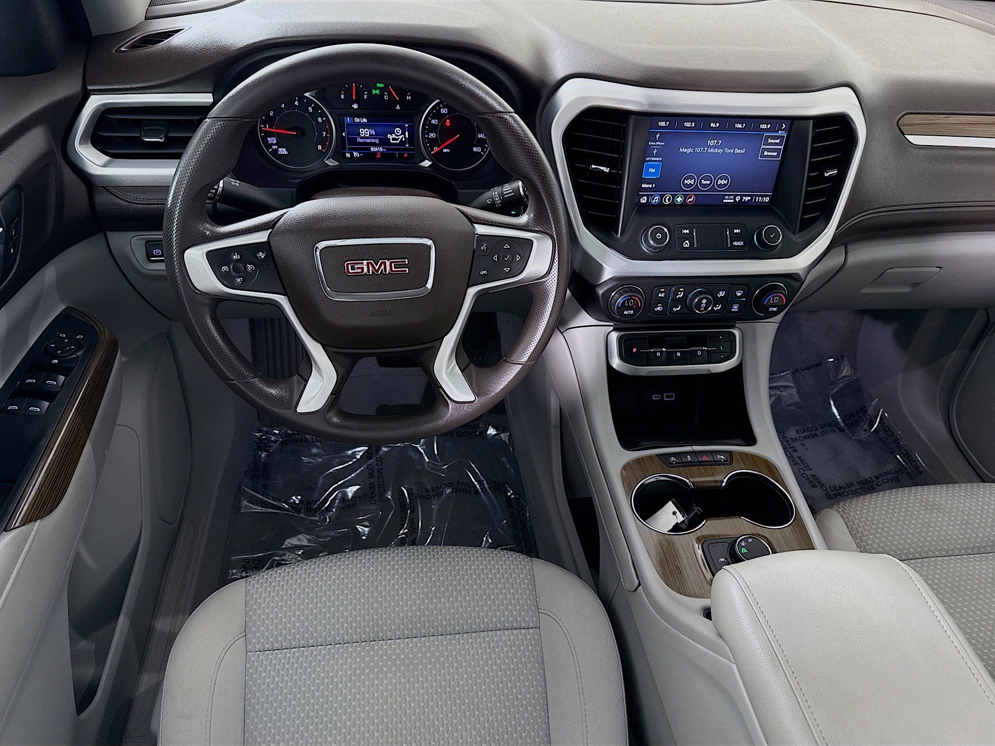 Used 2022 GMC Acadia SLE FWD image 17
