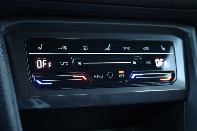 Used 2023 Volkswagen Tiguan SE R-Line image 18