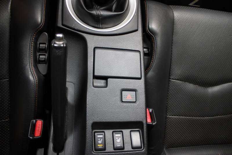 Used 2004 Nissan 350Z Touring w/ Cargo Convenience Pkg image 11