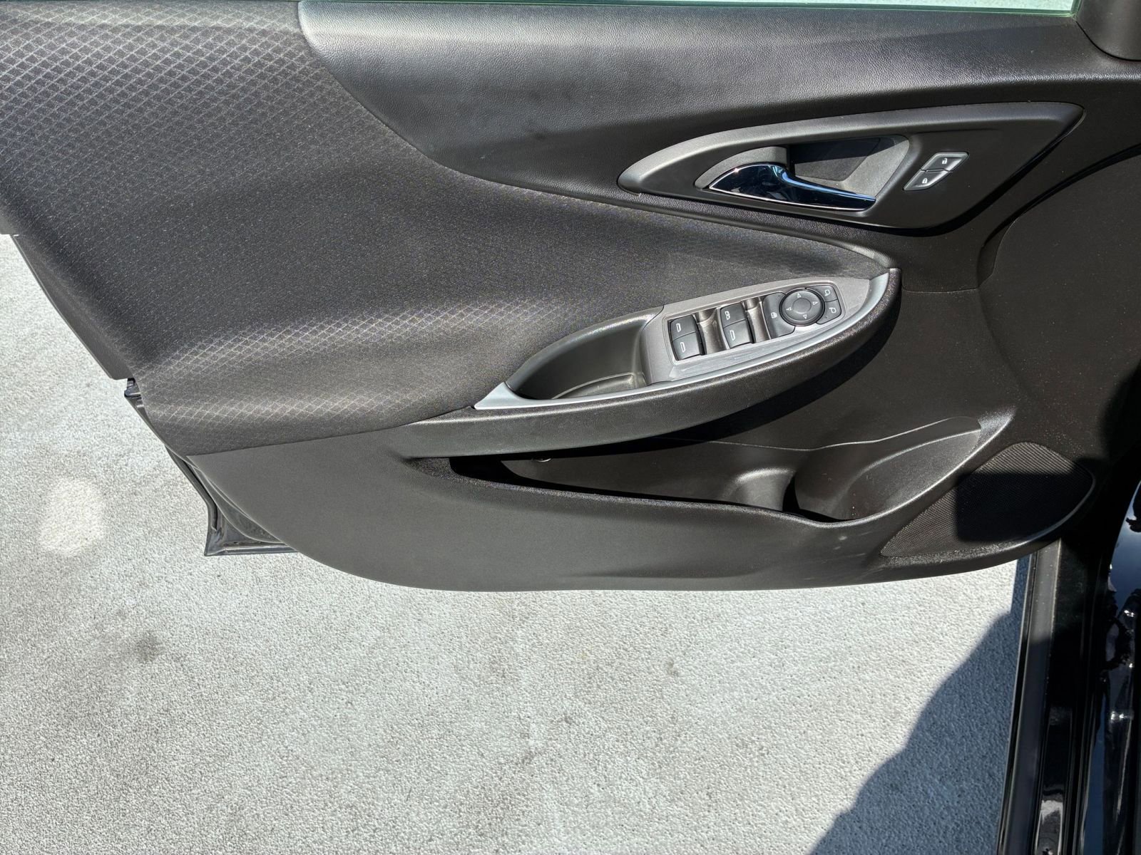 Used 2024 Chevrolet Malibu LT image 18