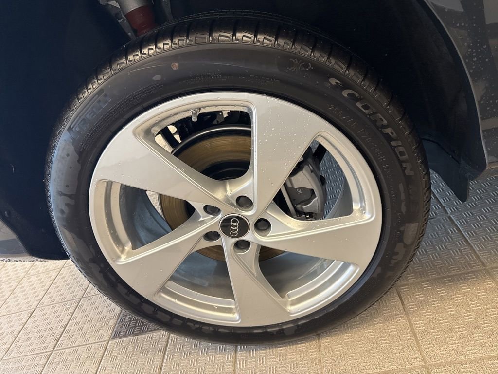 New 2025 Audi Q5 Premium Plus image 14