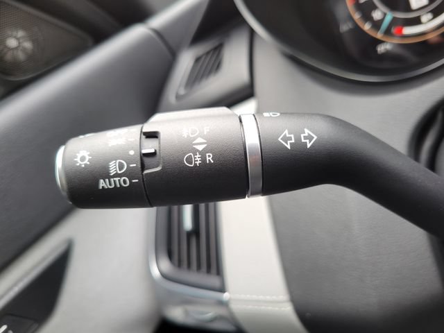 Used 2024 Jaguar E-PACE R-Dynamic SE AWD/4WD image 33