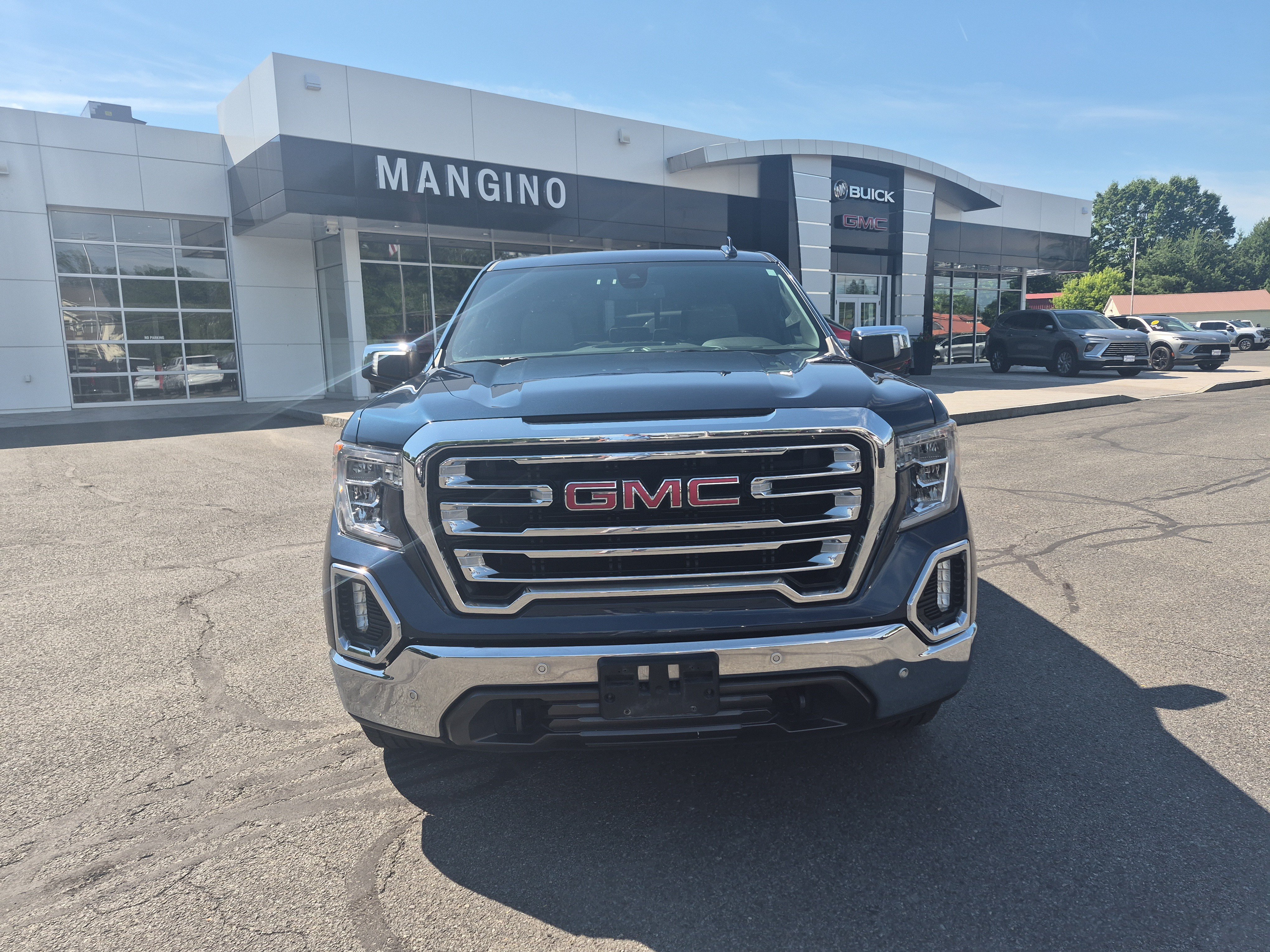 Certified 2020 GMC Sierra 1500 SLT w/ SLT Premium Plus Package AWD/4WD image 8