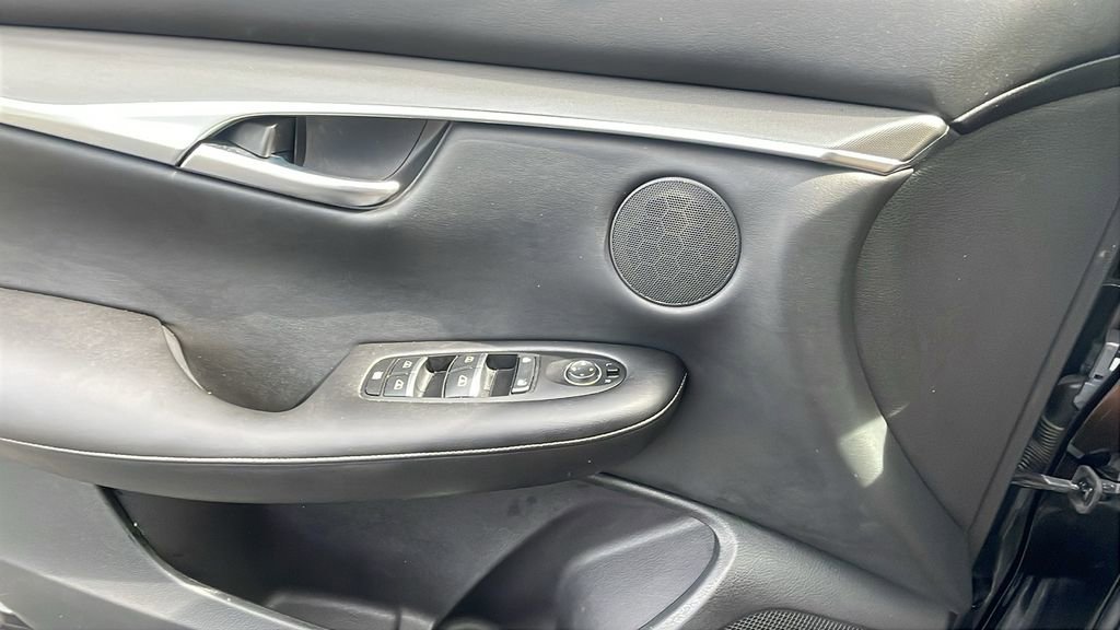 Used 2021 INFINITI QX50 Pure FWD image 29