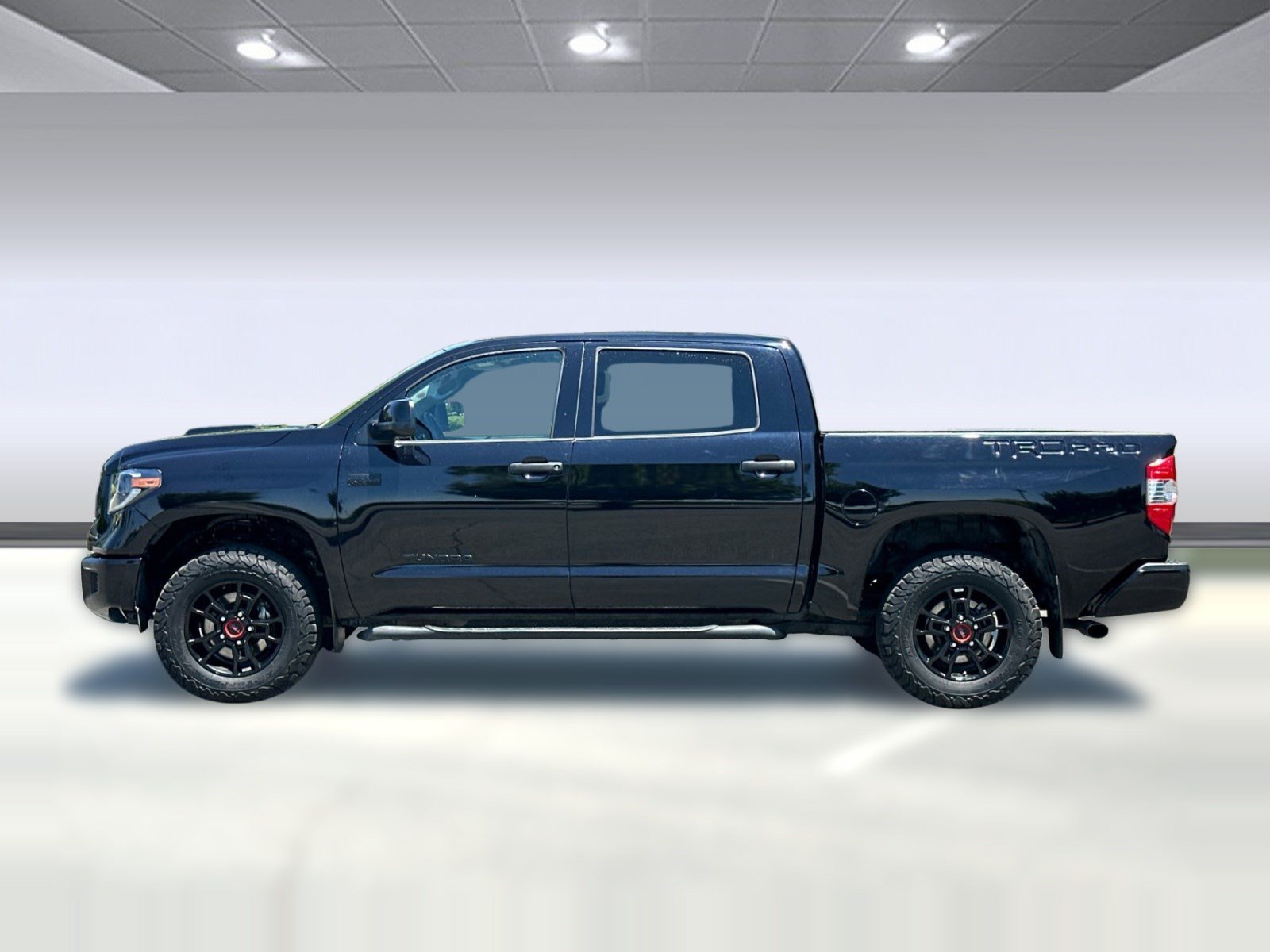 Used 2019 Toyota Tundra TRD Pro AWD/4WD image 2