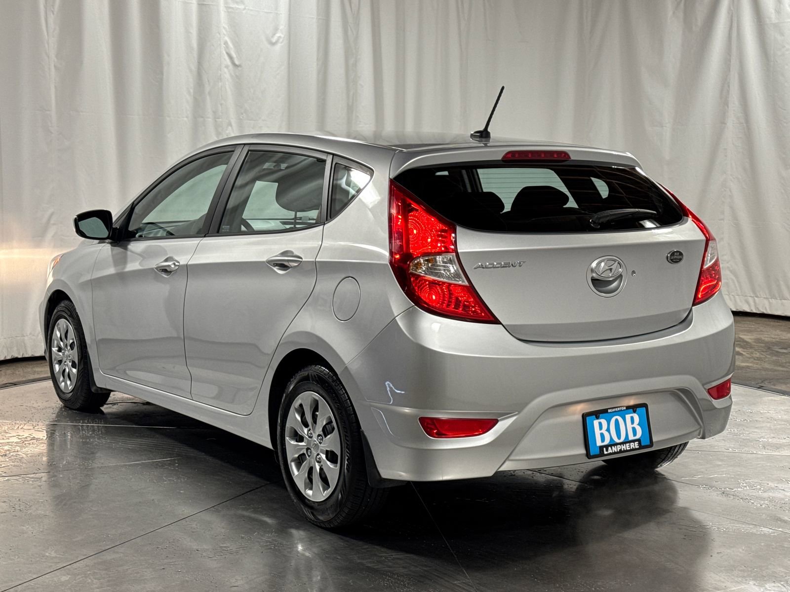Used 2017 Hyundai Accent SE FWD image 9