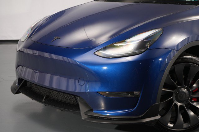 Used 2025 Tesla Model Y Performance AWD/4WD image 3