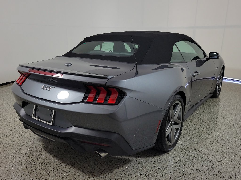Used 2025 Ford Mustang GT Premium RWD image 4