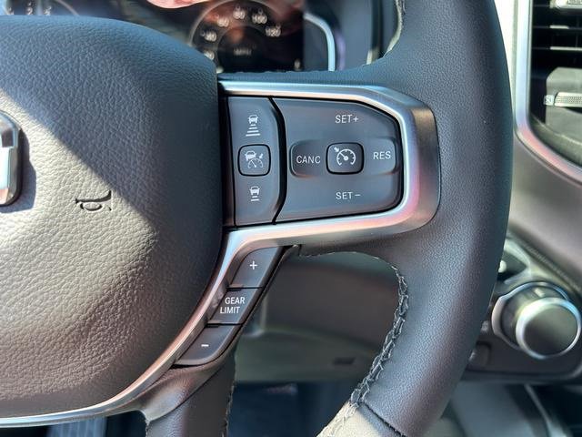 New 2026 RAM 1500 4x4 Crew Cab image 21