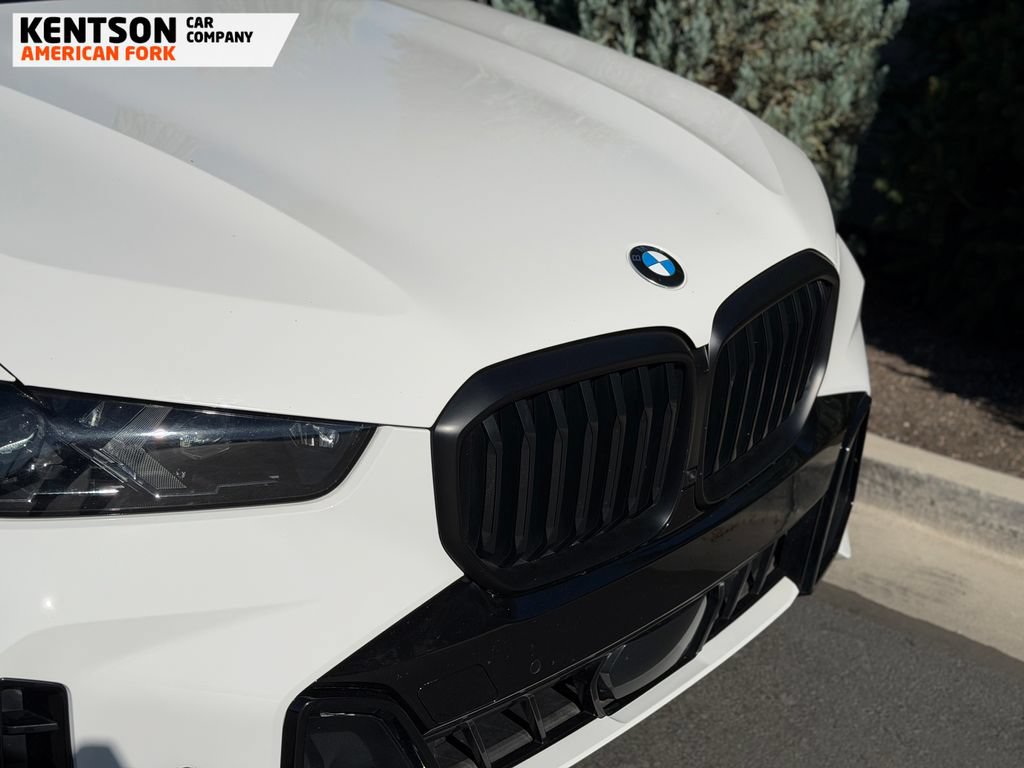 Used 2026 BMW X5 xDrive40i AWD/4WD image 11