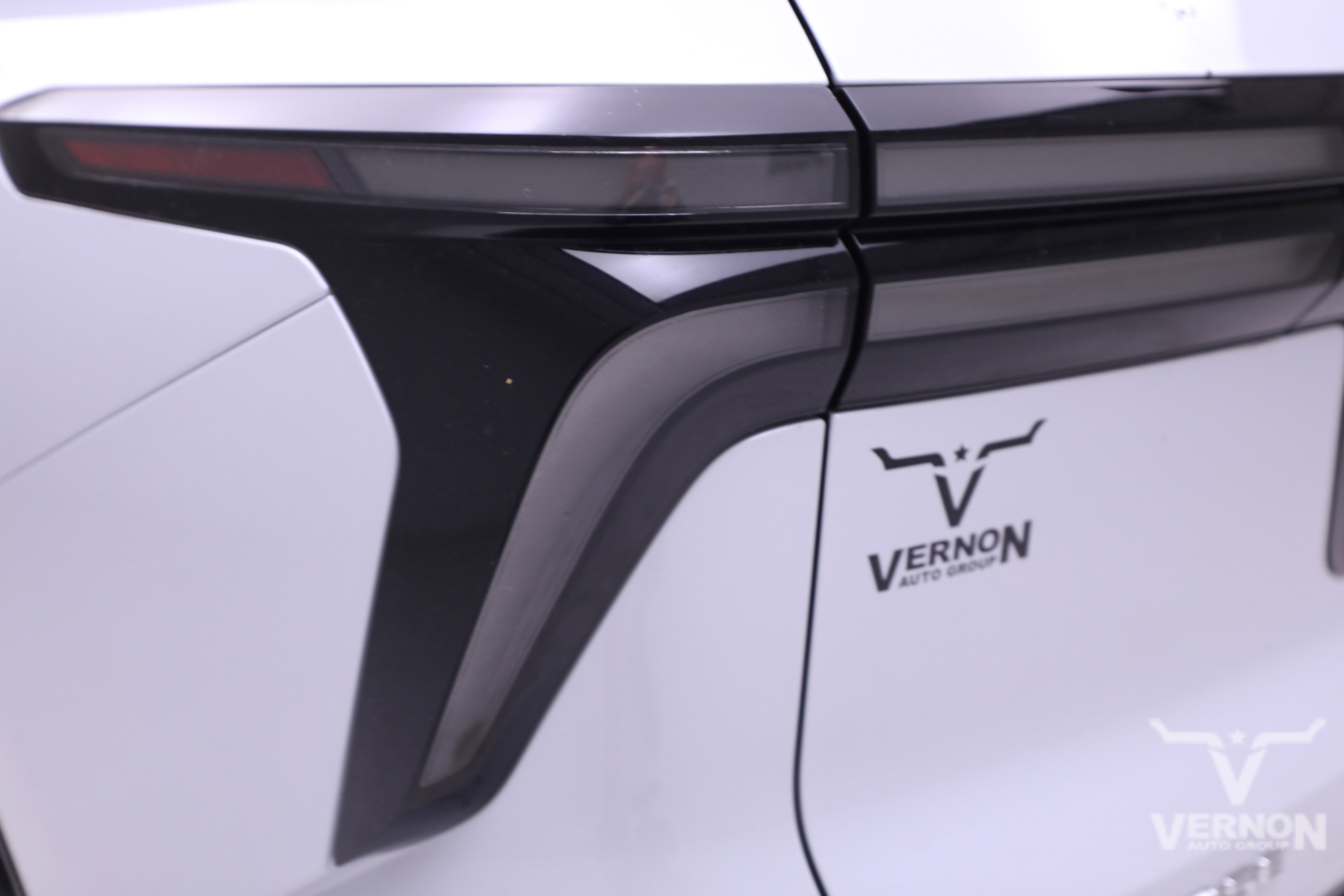 New 2026 Chevrolet Traverse High Country w/ LPO, Floor Liner Package image 42