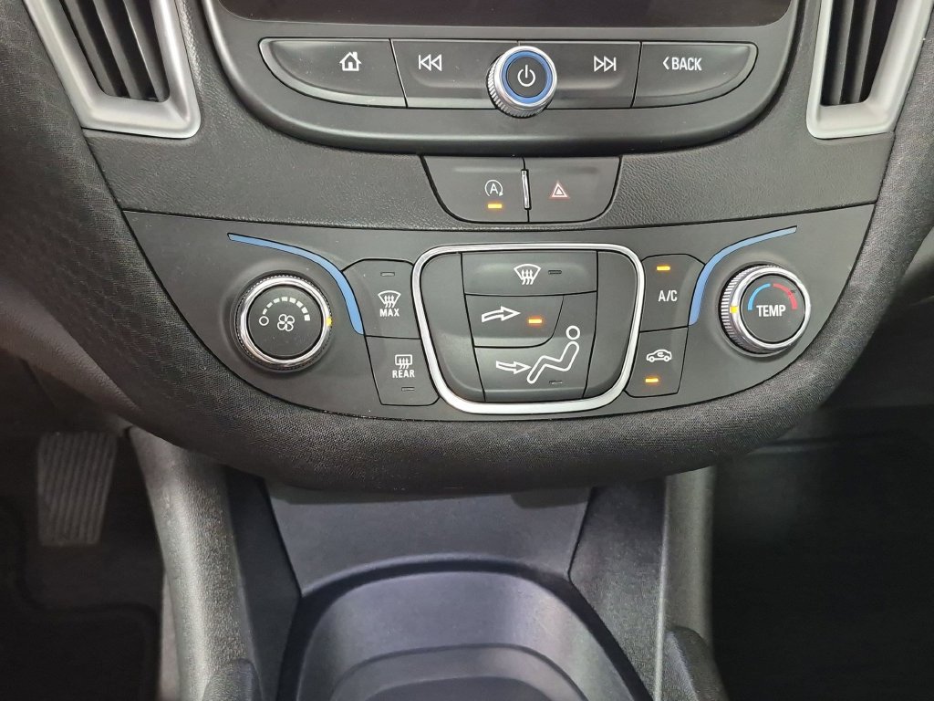 Used 2024 Chevrolet Malibu LS w/ Driver Confidence Package FWD image 26