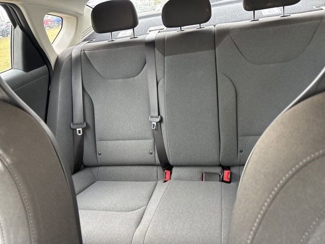 Used 2025 Kia K4 LXS image 28