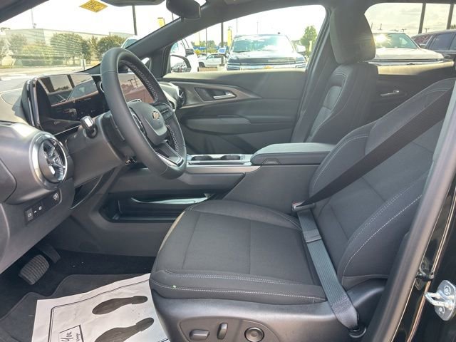 New 2026 Chevrolet Equinox EV LT image 15