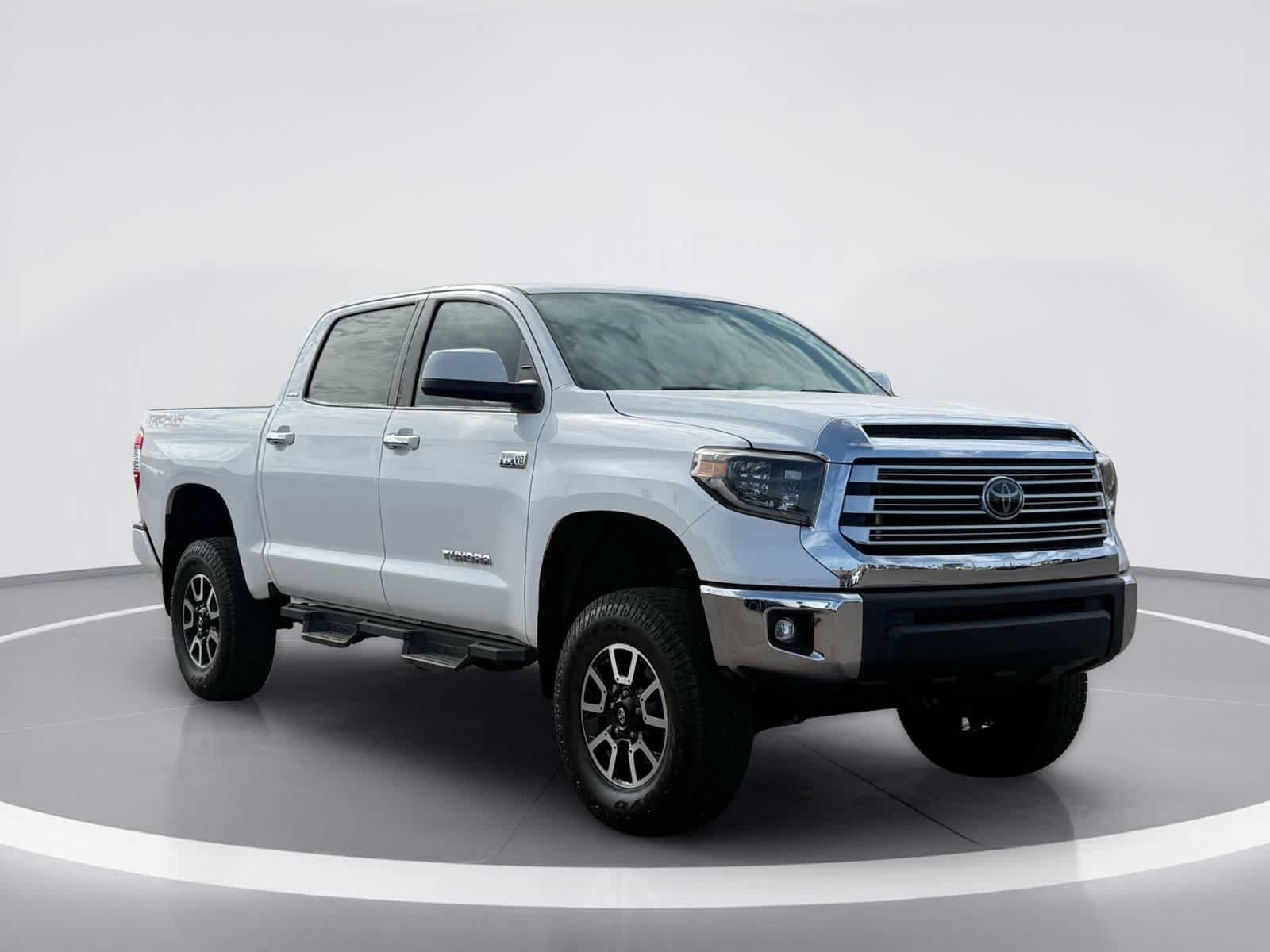 Used 2021 Toyota Tundra Limited w/ Limited Premium Package AWD/4WD image 11