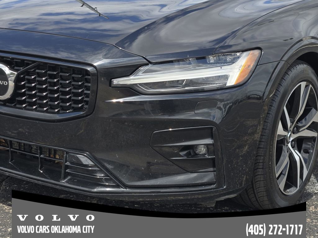 Used 2025 Volvo S60 B5 Core AWD/4WD image 8