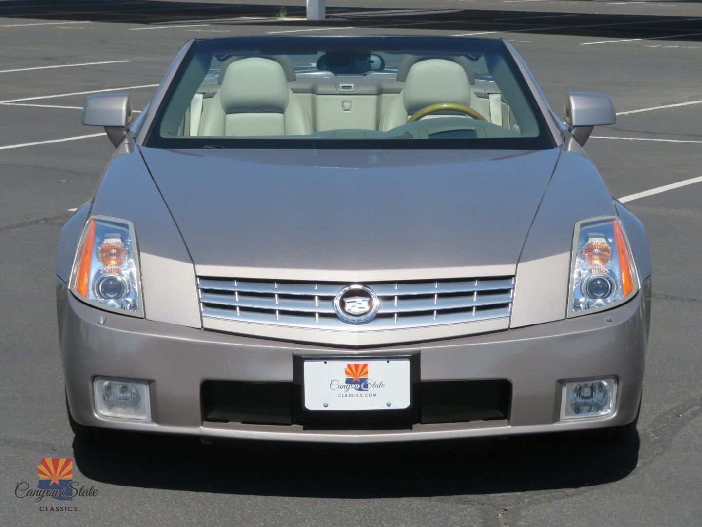 Used 2004 Cadillac XLR RWD image 29