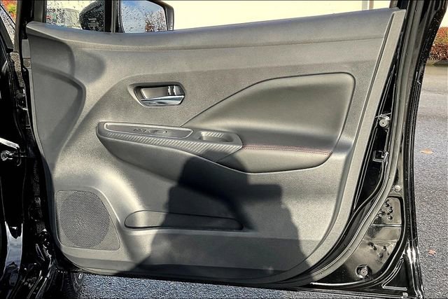 New 2025 Nissan Versa SR w/ Trunk Package image 24