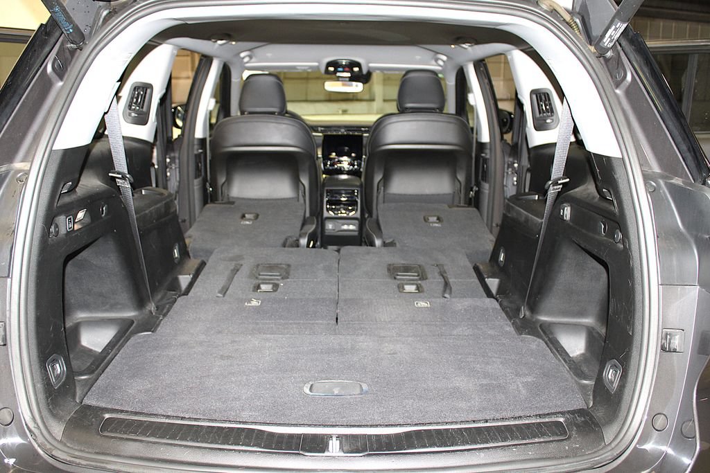 Certified 2023 Jeep Grand Cherokee L Limited AWD/4WD image 41