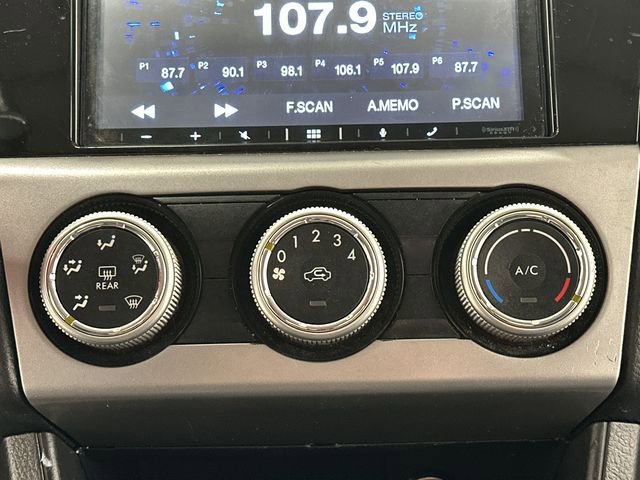 Used 2016 Subaru Impreza 2.0i Premium image 11