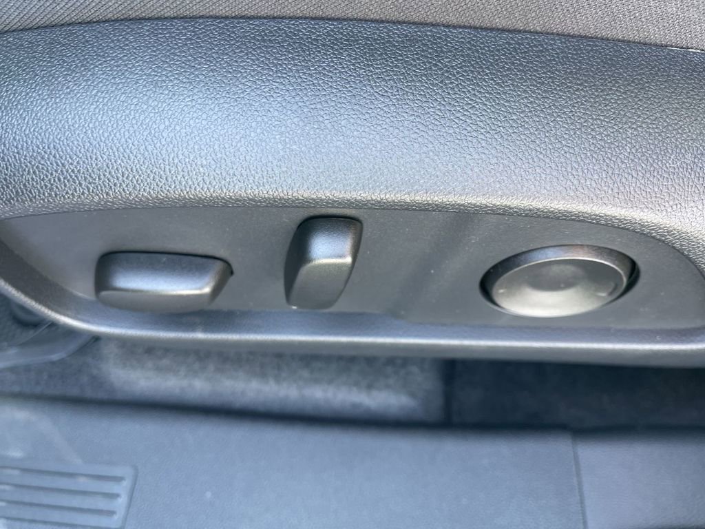 New 2026 Chevrolet Equinox ACTIV w/ Convenience Package III image 12