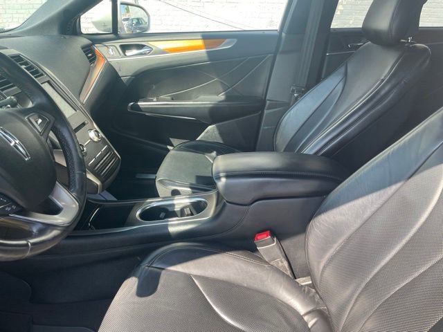 Used 2019 Lincoln MKC Reserve AWD/4WD image 17
