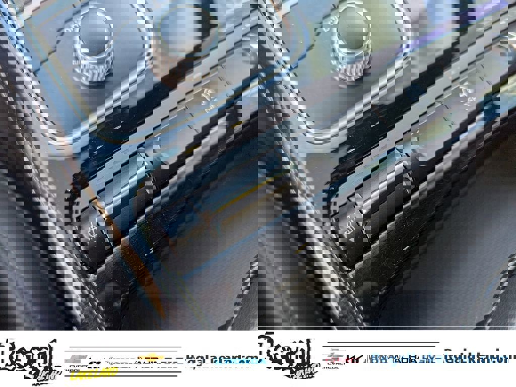 Used 2021 Kia Stinger GT-Line image 24