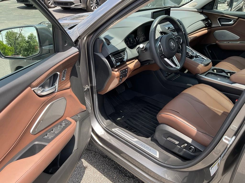 Certified 2025 Acura RDX SH-AWD w/ Advance Package image 9