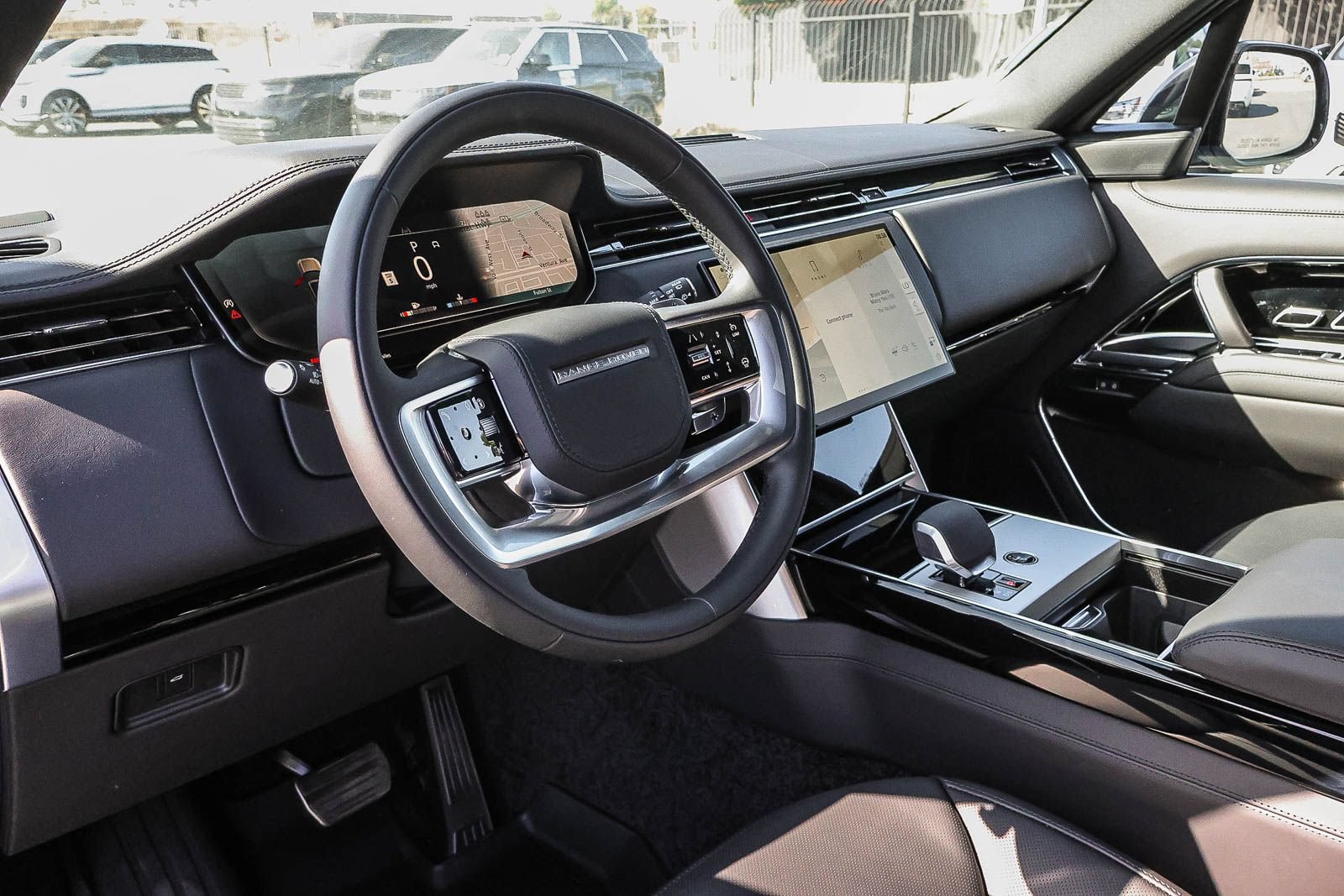 New 2026 Land Rover Range Rover Long Wheelbase SE AWD/4WD image 28