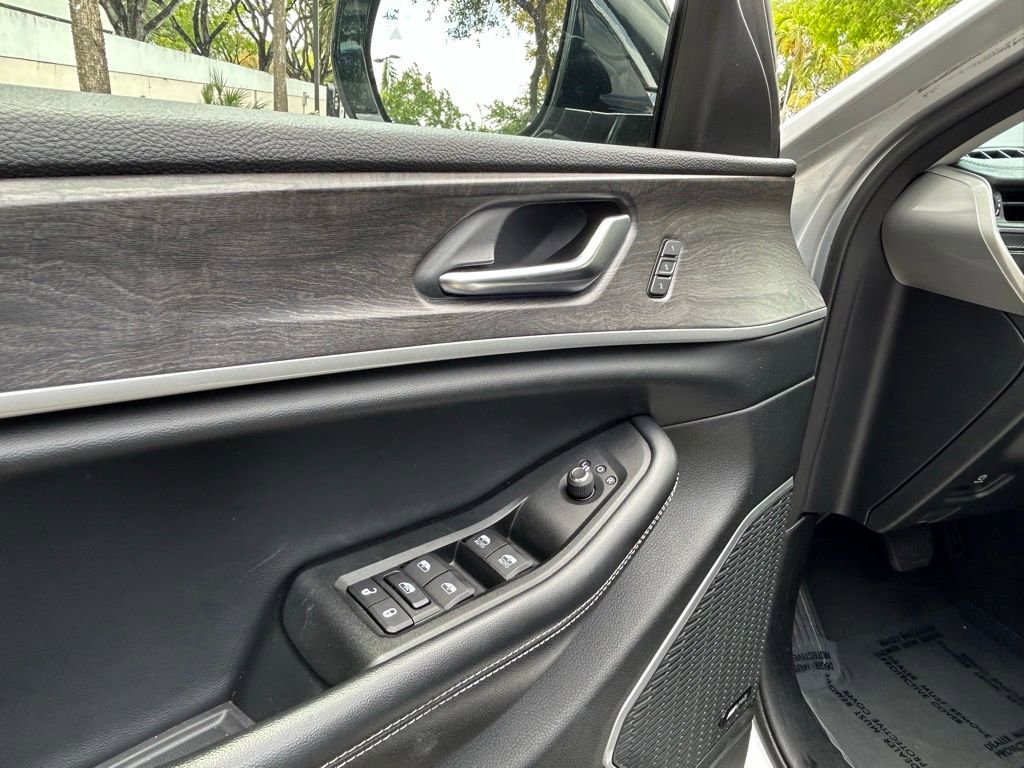 Used 2021 Jeep Grand Cherokee L Limited image 16