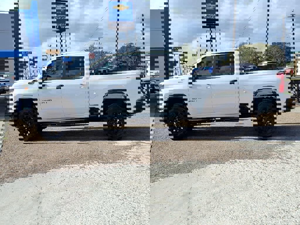 New 2026 Chevrolet Silverado 2500 Custom w/ Custom Value Package image 2