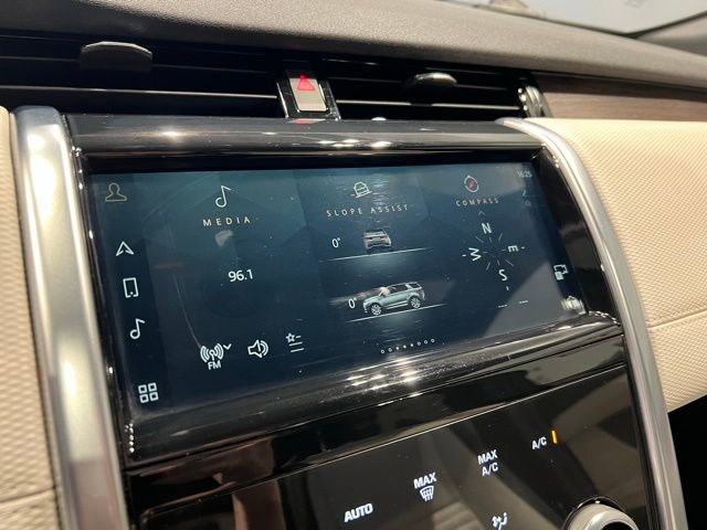 Used 2022 Land Rover Discovery Sport S R-Dynamic image 26