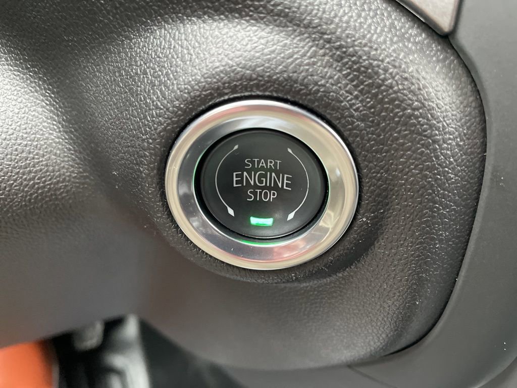 Used 2024 Chevrolet Silverado 2500 W/T w/ WT Convenience Package image 17