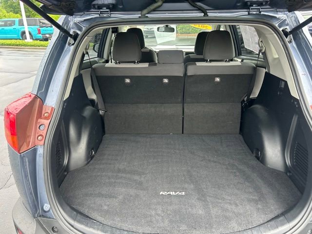 Used 2014 Toyota RAV4 LE AWD/4WD image 10