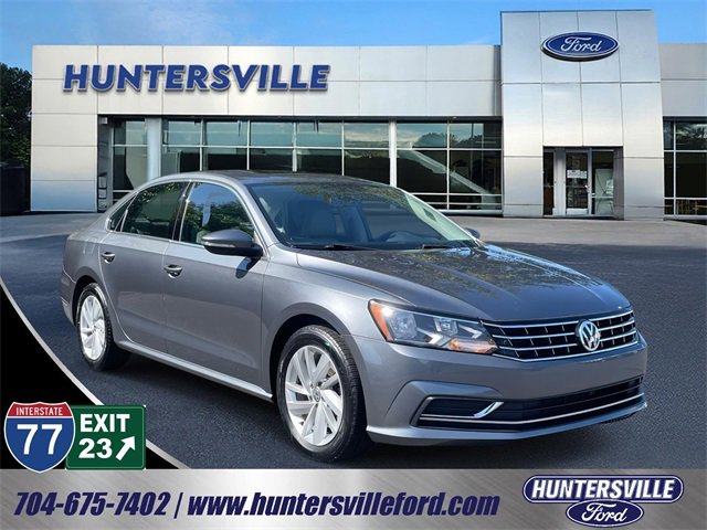 Used 2018 Volkswagen Passat 2.0T SE